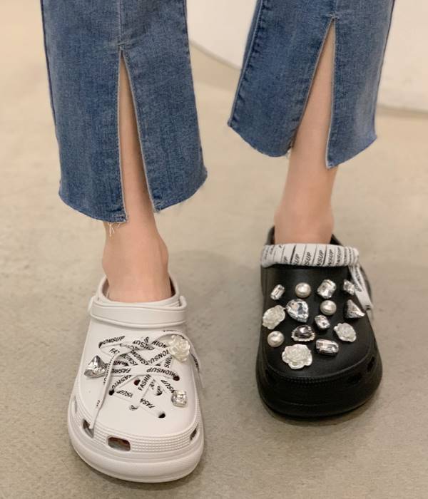 Saboti dama BONCHIC4a Saboti dama BONCHIC4a