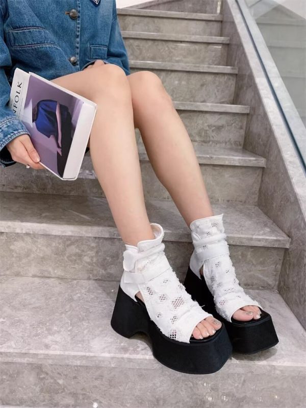 121211 (1) (2) (2) 121211 (1) (2) (2)